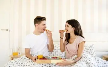 خوردن این خوراکی ها قبل از رابطه جنسی ممنوع!