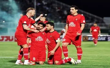 حمایت هم‌تیمی‌ها از ترابی؛ جشنی خاص برای گل پیروزی!
