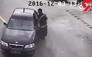 ترمز دستی جان موتور سوار را گرفت +فیلم 