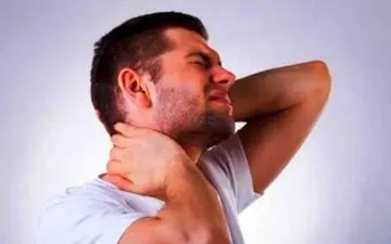 از صدای شکستن قولنج باید ترسید

