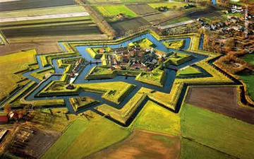  زیباترین دهکده دنیا را ببینید