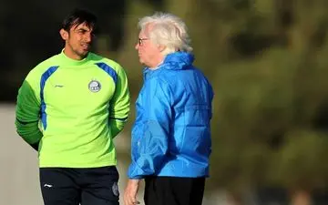  ابراز همدردی استقلالی‌ها با زلزله‌زدگان کرمانشاه + عکس