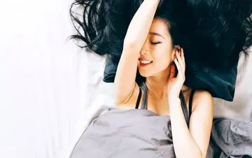 زنان چگونه می‌توانند بهتر به ارگاسم برسند؟ | اشتباهاتی که باید حذف شوند