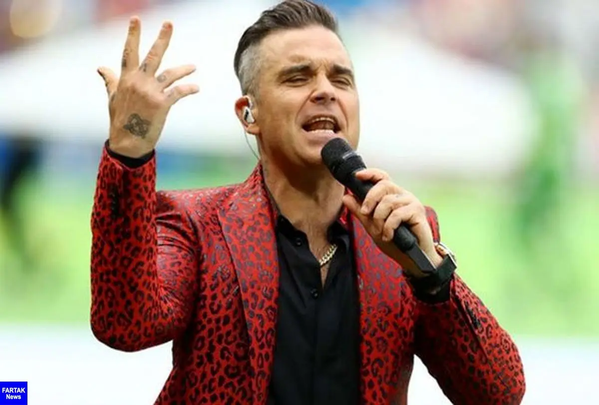 خواننده بریتانیایی اولین حاشیه جام جهانی را رقم زد