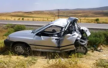 ۸ مصدوم در واژگونی دو خودرو در محور کنگاور 
 


