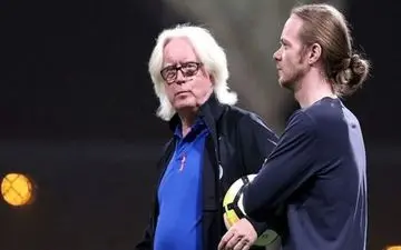 شفر و پسرش، استقلالی‌ها را به آتش کشیدند! + عکس