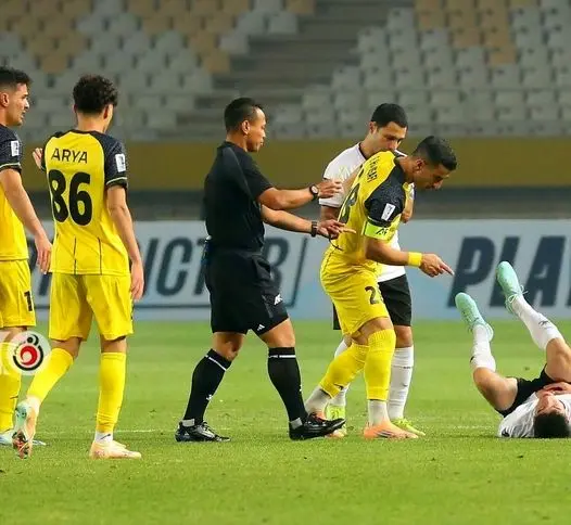 از لنز سجاد حسین‌نژاد؛ روایت تساوی نفس‌گیر سپاهان و آخال در شب آسیایی اصفهان