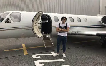 چرا سردار با جت شخصی به فرانسه رفت؟