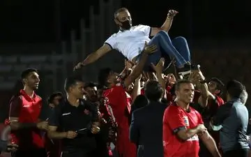 سیاست‌های گل محمدی برای بستن پرسپولیس؛ همه چیز به تمدیدی‌ها مربوط شد