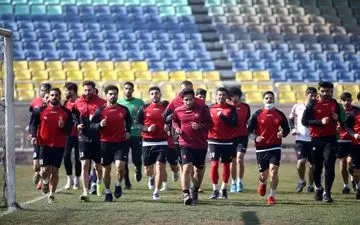 تصمیم عجیب یحیی/ بزرگسالان پرسپولیس از تمرین خارج شدند