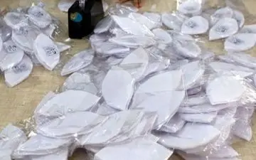 کشف یک هزار دستکش و ماسک احتکار شده در صحنه 