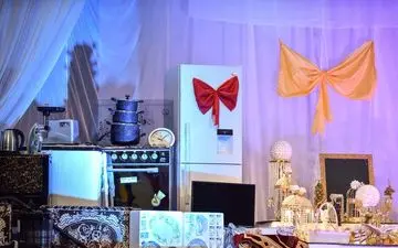 در آستانه میلاد حضرت علی(ع)
۲۲سری جهیزیه بین نوعروسان نیازمند فردوس توزیع شد