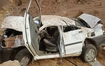 9 کشته و مصدوم در اثر واژگونی پراید در جاده+عکس