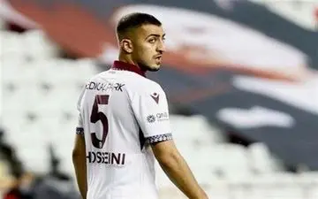 رسانه یونانی: مجید حسینی حاضر است با نیم میلیون یورو به آاِک برود 