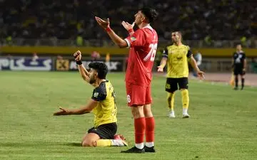 ستاره سهیل در نیمکره راست پرسپولیس!