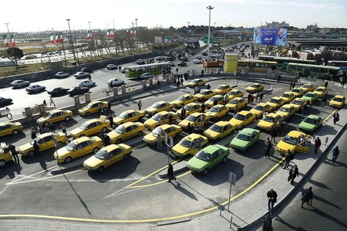 حضور و غیاب تاکسی‌ها در روزهای برفی
