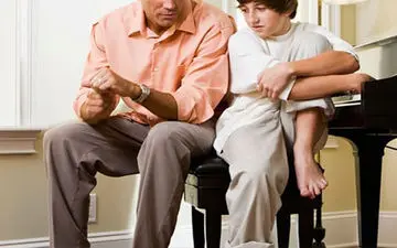 نحوه رفتار با پسران در سن بلوغ 