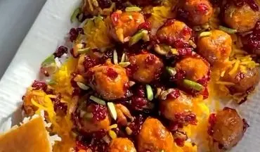 همیشه زرشک پلو که نباید با مرغ باشه| طرز تهیه زرشک پلو با گوشت قلقلی 