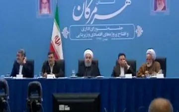 صحبت‌های جنجالی امام جمعه بندرعباس در حضور روحانی + فیلم 