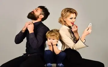 دلیل تنفر از پدر و مادر؛ چرا فرزندم از من بدش میاد؟