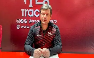 ساغلام: 3 بازیکن پرسپولیس جو ورزشگاه را متشنج کردند/ دوستداران تراکتور سنگ به زمین پرتاب نمی کنند