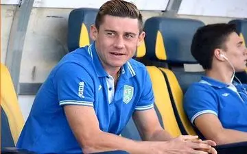 ستاره ملی پوش ازبک در اخر فصل به استقلال می پیوندد و در این تیم توپ میزند