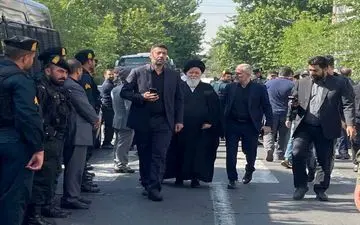 عکس| آیت‌الله علم‌الهدی در مراسم تشییع پیکر شهید رئیسی 
