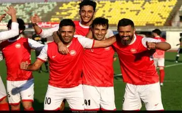  کمک مالی به تیم سپیدرود رشت