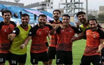 لیگ دسته اول فوتبال| پیروزی مس کرمان در بدو ورود مربی جدید/ خیبر مقتدرانه صدرنشین شد
