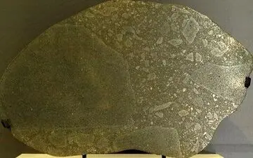 عکس شهاب سنگ مرموزی در کانادا!|شهاب سنگ عجیبی که در کانادا سقوط کرد+عکس
