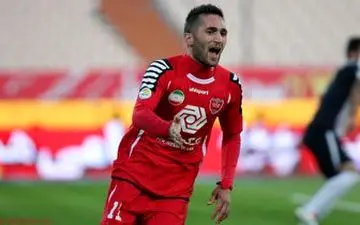 هافبک سابق پرسپولیس شاگرد علی کریمی شد