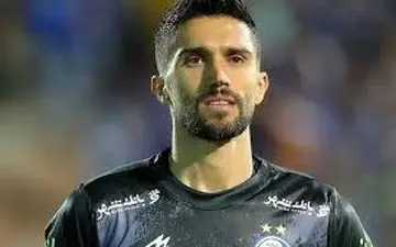 ماجرای بازوبند کاپیتانی استقلال / محرومیت حسین حسینی قطعی است؟ 