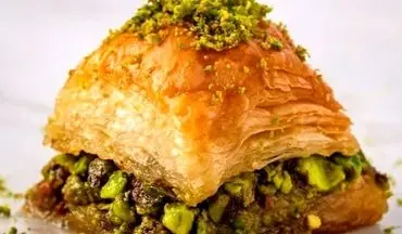 طرز تهیه  باقلوا سه سوته شیر عسلی
