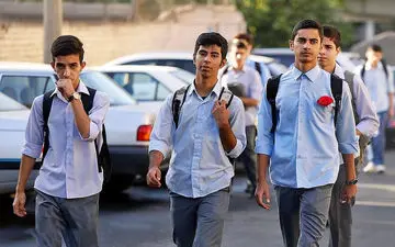 ساعت آغاز فعالیت مدارس اعلام شد | دبستانی‌ها و دبیرستانی‌ها با فاصله زمانی به مدرسه می‌روند