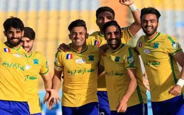 مروری بر عملکرد نفت آبادان در سالی که گذشت