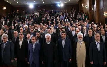 آغاز مراسم سال تحصیلی با حضور دکتر روحانی