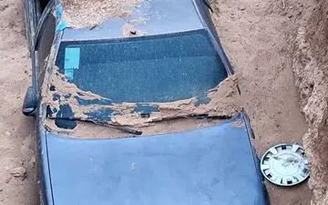 پلیس پیگیر خودرو مدفون زیر خاک در سیرجان