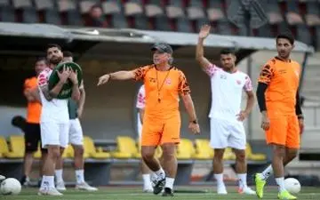 میدان‌دار اصلی تمرین پرسپولیس (عکس)