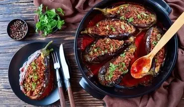 طرز تهیه بادمجان شکم‌ پر؛ ترکیب طعم‌های دلچسب و بی‌نظیر