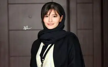 ویدئویی از خوانندگی پردیس احمدیه به سبک مهستی!