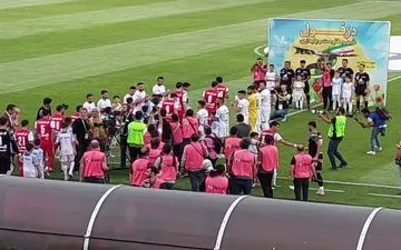 تونل بازیکنان هوادار برای پرسپولیسی‌ها + عکس و فیلم 