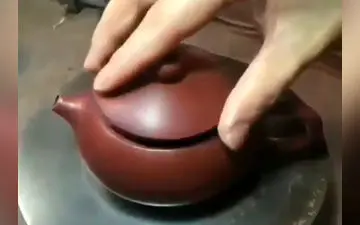 ساخت قوری زیبا و ظریف با شکلات!