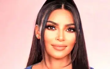 صورت سکته کرده کیم کارداشیان و خواهرش + عکس