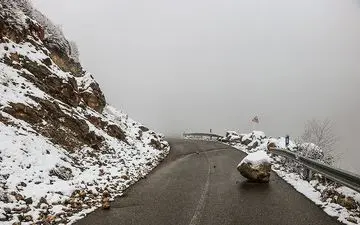 برف و باران، غرب و جنوب را فرا می‌گیرد