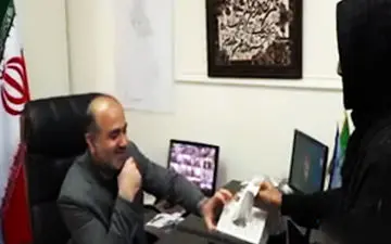 
حل مشکلات مردم از طریق پیامک+فیلم 