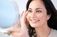 پوست خوب میخوای؟ موقع خواب این کارو انجام بده