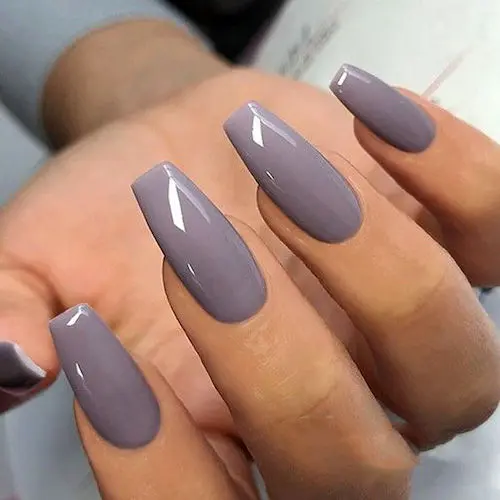 طراحی ناخن با لاک طوسی