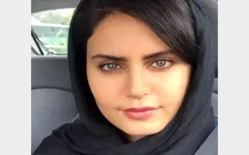  «الناز شاکردوست» با موتور و مرغ و خروس هایش!