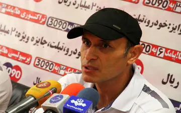 گل محمدی: برای بازی فردا سروش رفیعی و قاسمی نژاد را نداریم