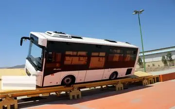 فعالیت راننده اتوبوس حامل خبرنگاران به طور دائم حذف شد